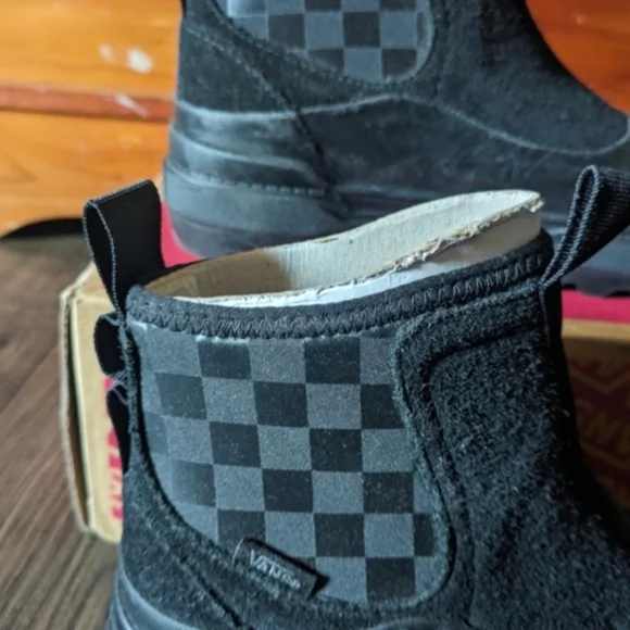 Vans Colfax Boot Women 5 Waterproof Black Checkered Side UltraCush 012026 - Picture 8 of 10
